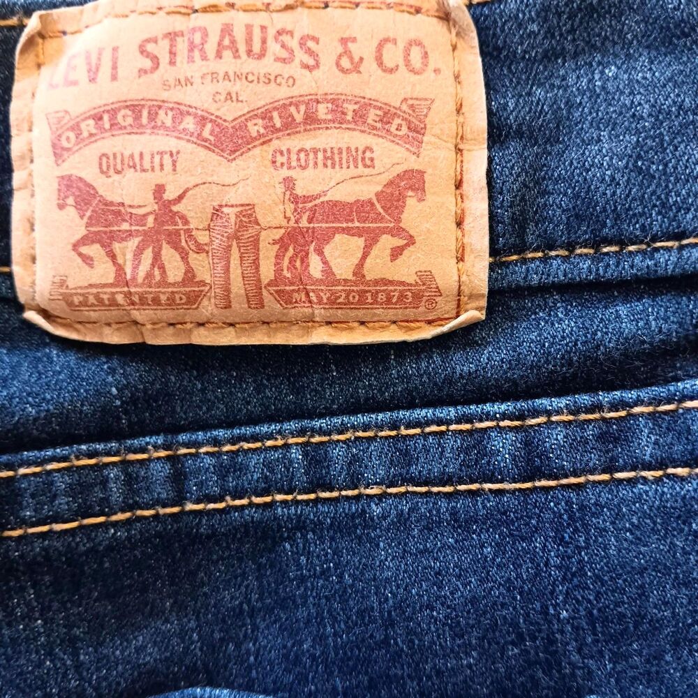 Levi's 511 Slim Fit Dark Wash W32 L30 (SZ 14)  Rise Mid Jeans 5-Pocket - Picture 7 of 9